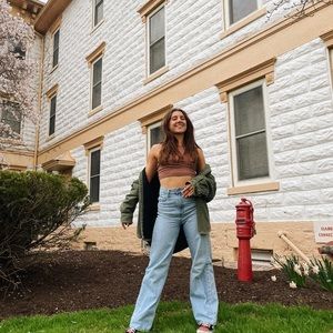 Meet your Posher, Janelle